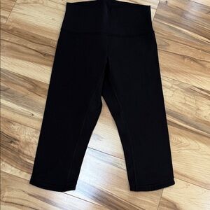 Like new lululemon legging OG